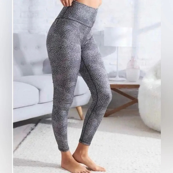 Aerie Women’s Chill Play Move Zipper Pocket Workout Leggings Gray Size Medium - Picture 1 of 7